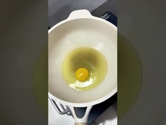 Mischen Sie mit Vermicelli, reich an Tomaten, Rindfleisch, koreanische Instant-Nudeln