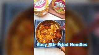 Auf diese Weise gebratene Nudeln zuzubereiten ist wirklich köstlich